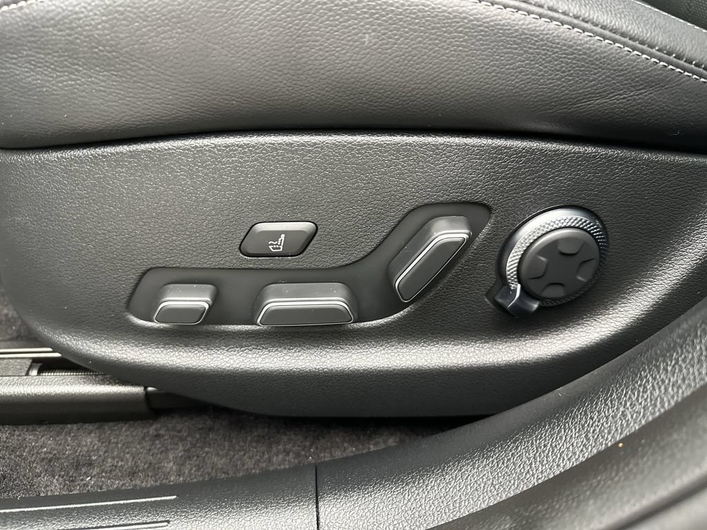 Certified 2024 Genesis G80 AWD/4WD image 13
