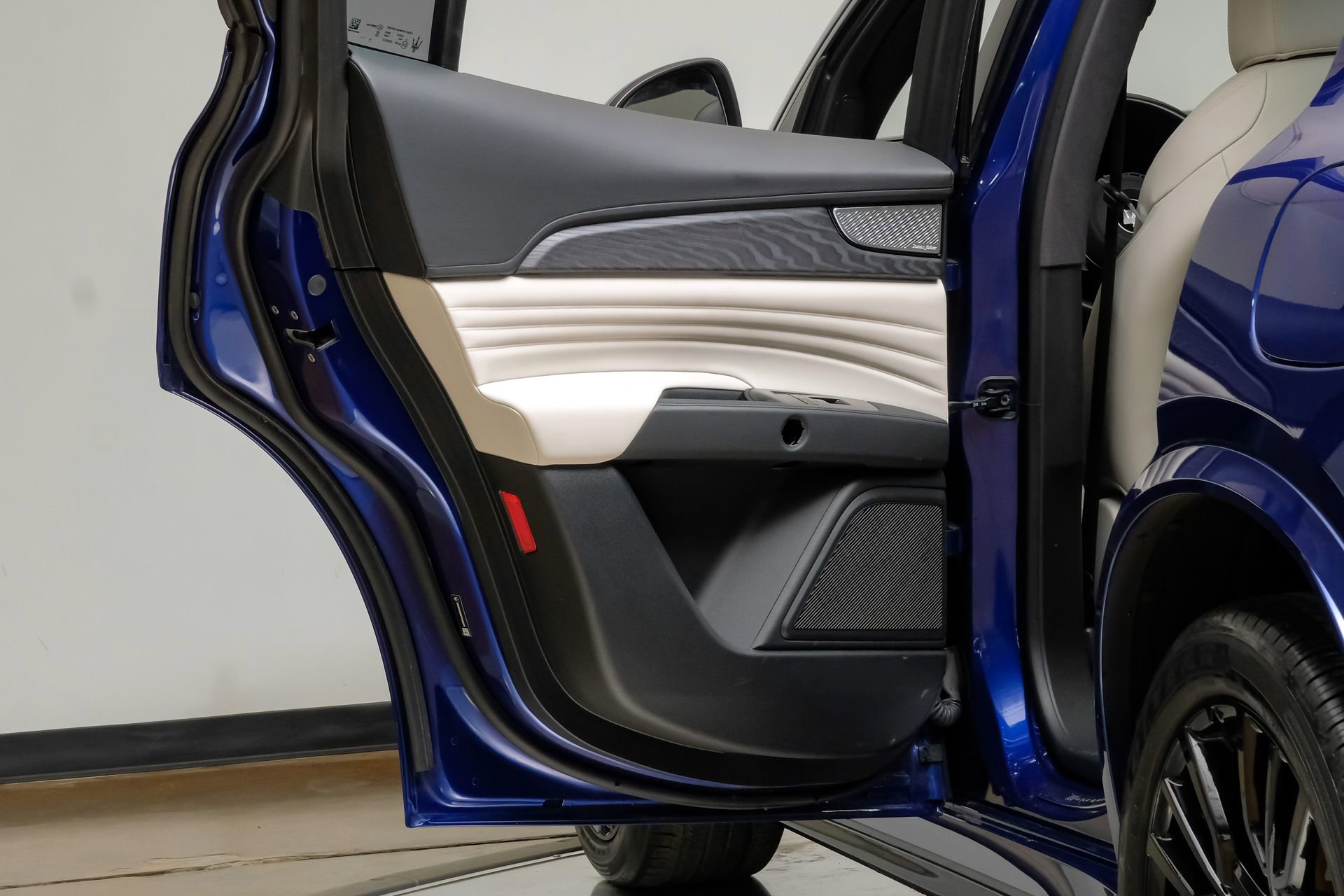 Used 2023 Maserati Grecale Modena image 44