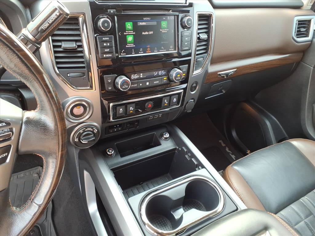 Used 2019 Nissan Titan Platinum Reserve AWD/4WD image 35