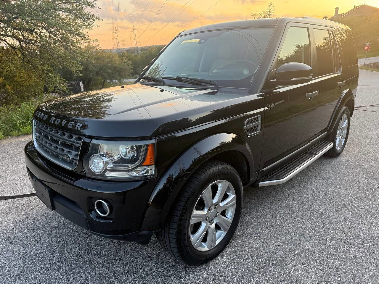 Used 2016 Land Rover LR4 HSE Silver Edition AWD/4WD image 3