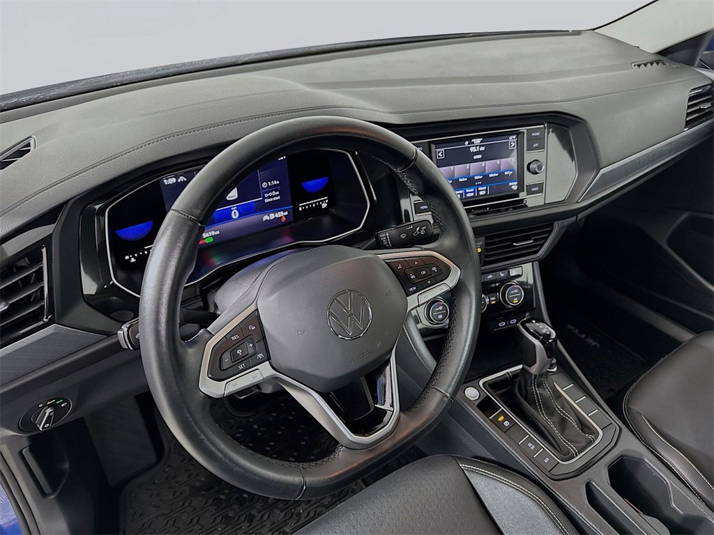Used 2022 Volkswagen Jetta SE image 10