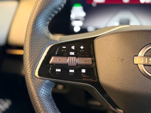 Used 2023 Nissan Ariya AWD image 25