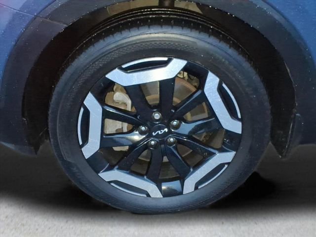 Used 2023 Kia Telluride S image 10