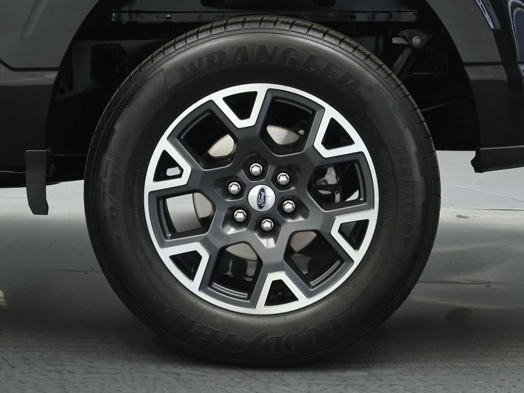 Used 2024 Ford F150 STX image 24