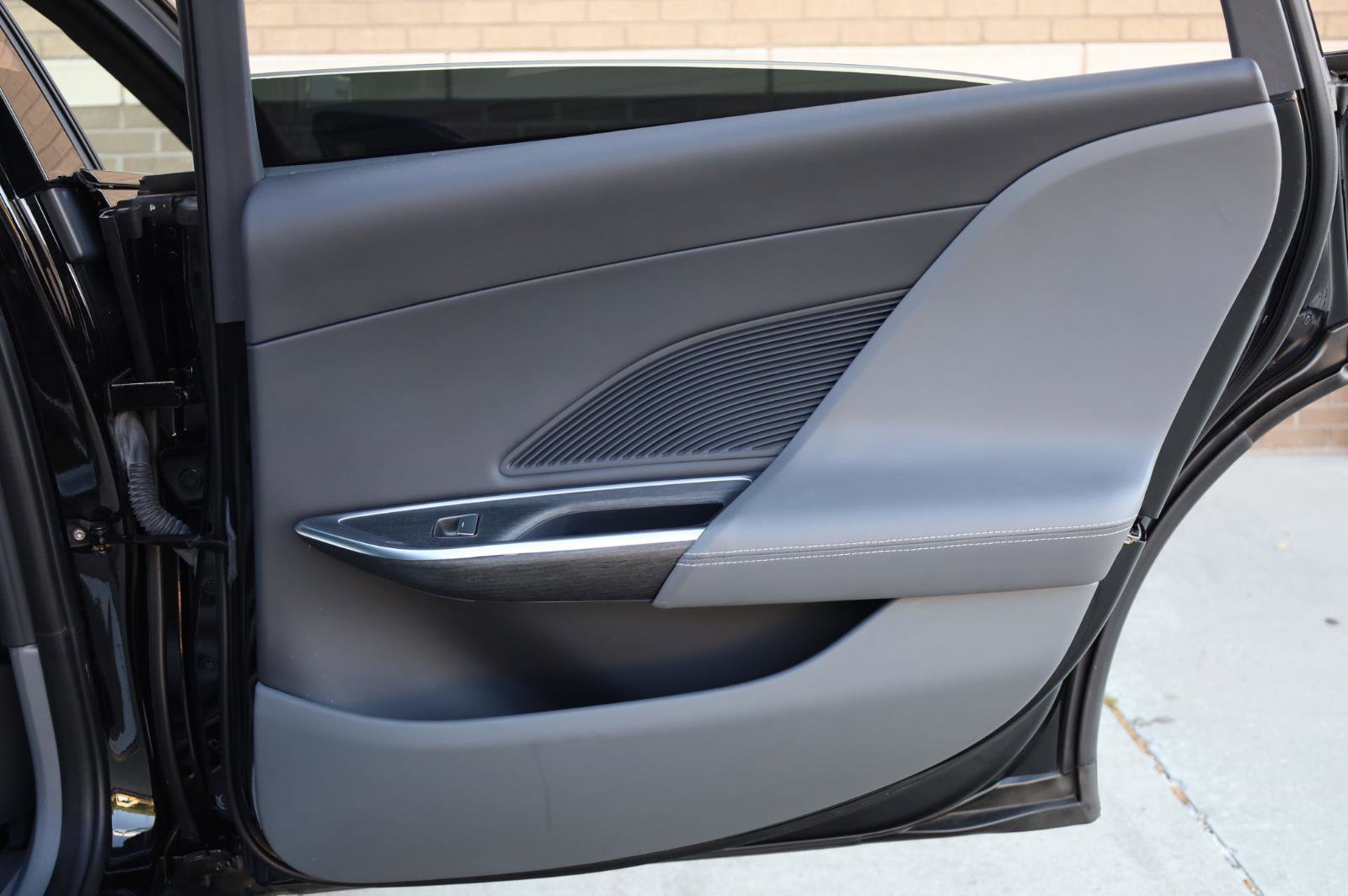 Used 2023 Lucid Air Touring AWD/4WD image 21
