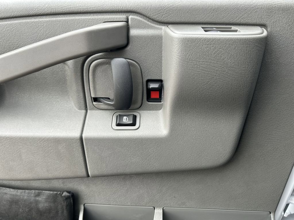 New 2025 GMC Savana 3500 w/ Power Convenience Package image 22