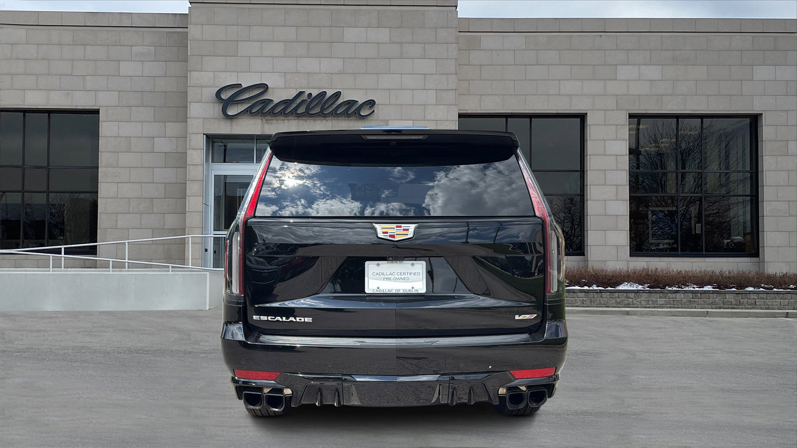Certified 2023 Cadillac Escalade V w/ Heavy-Duty Trailer Package AWD/4WD image 6