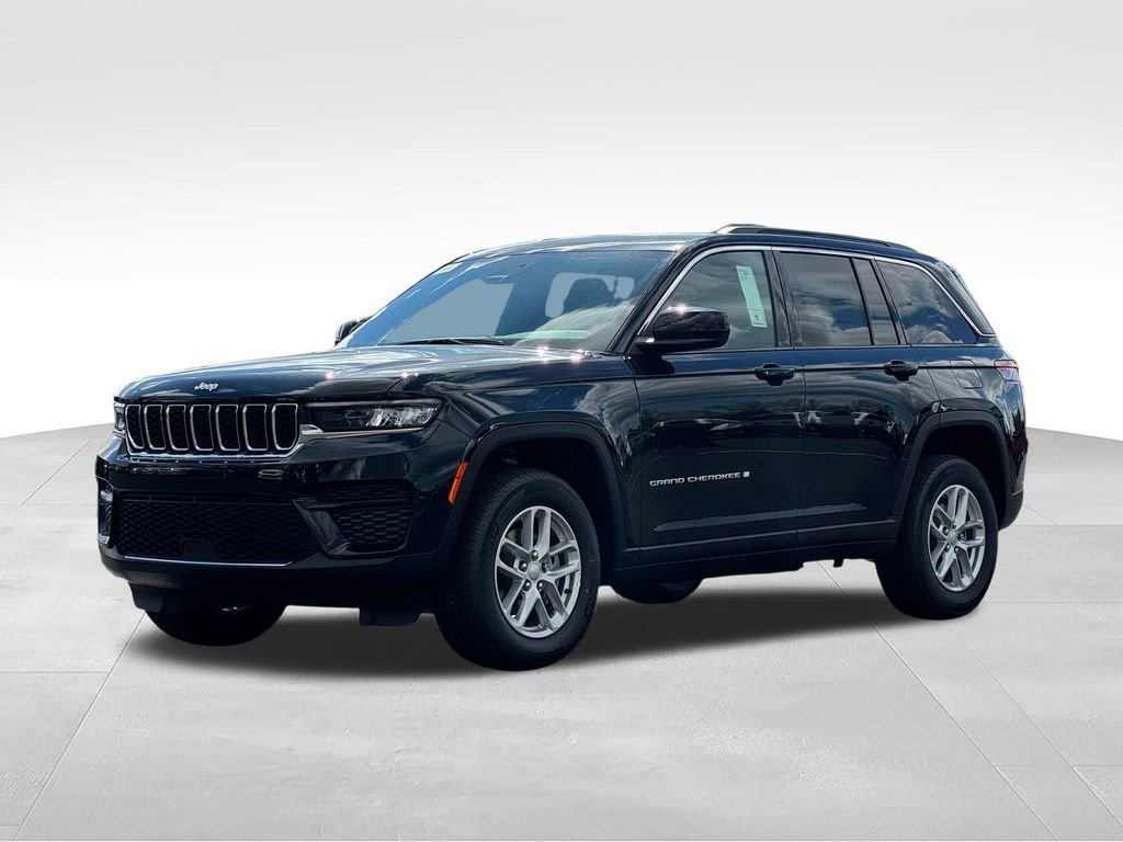 New 2026 Jeep Grand Cherokee Laredo X AWD/4WD image 3