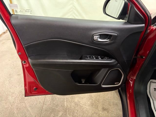 Used 2020 Jeep Compass High Altitude AWD/4WD image 37