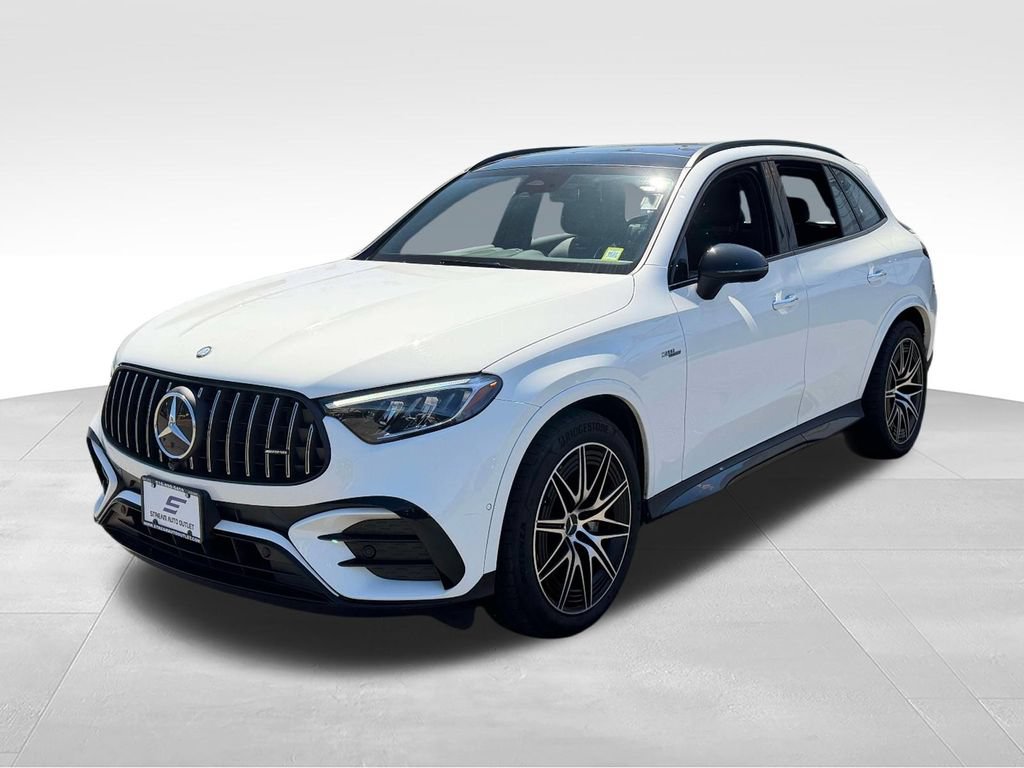 Used 2025 Mercedes-Benz GLC 43 AMG 4MATIC image 3