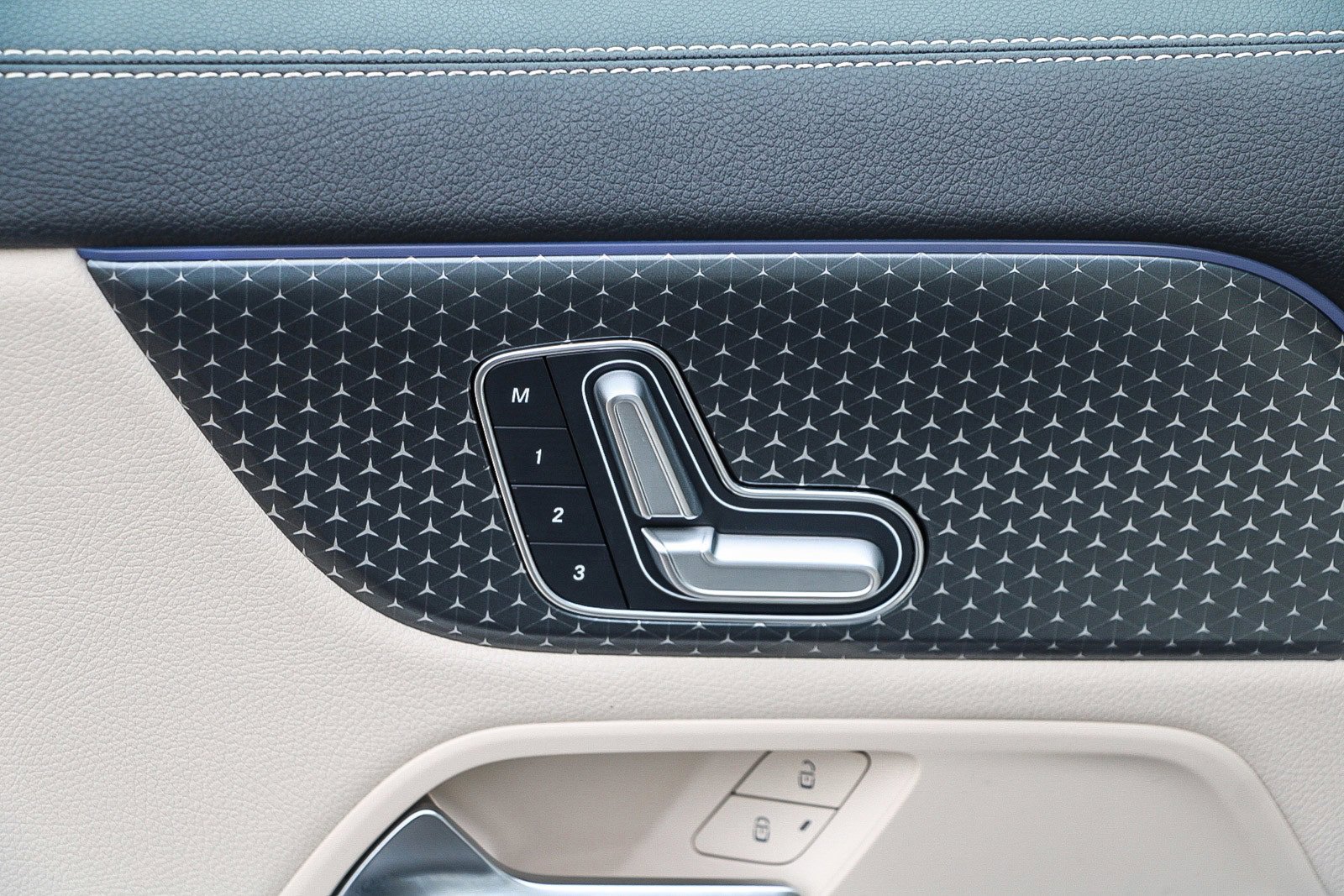 Certified 2025 Mercedes-Benz GLA 250 4MATIC image 20