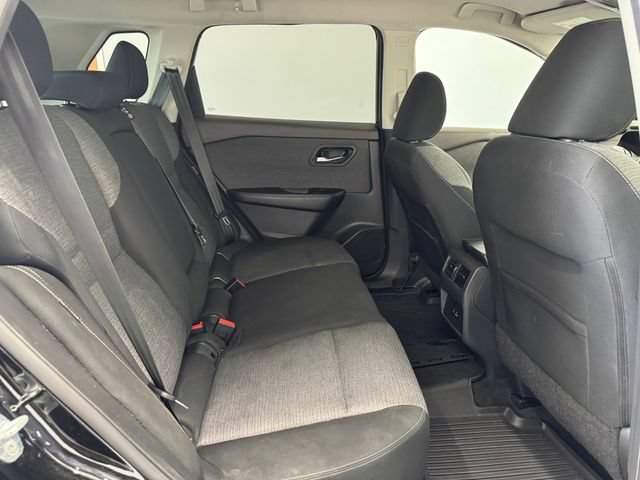 Used 2022 Nissan Rogue SV FWD image 20