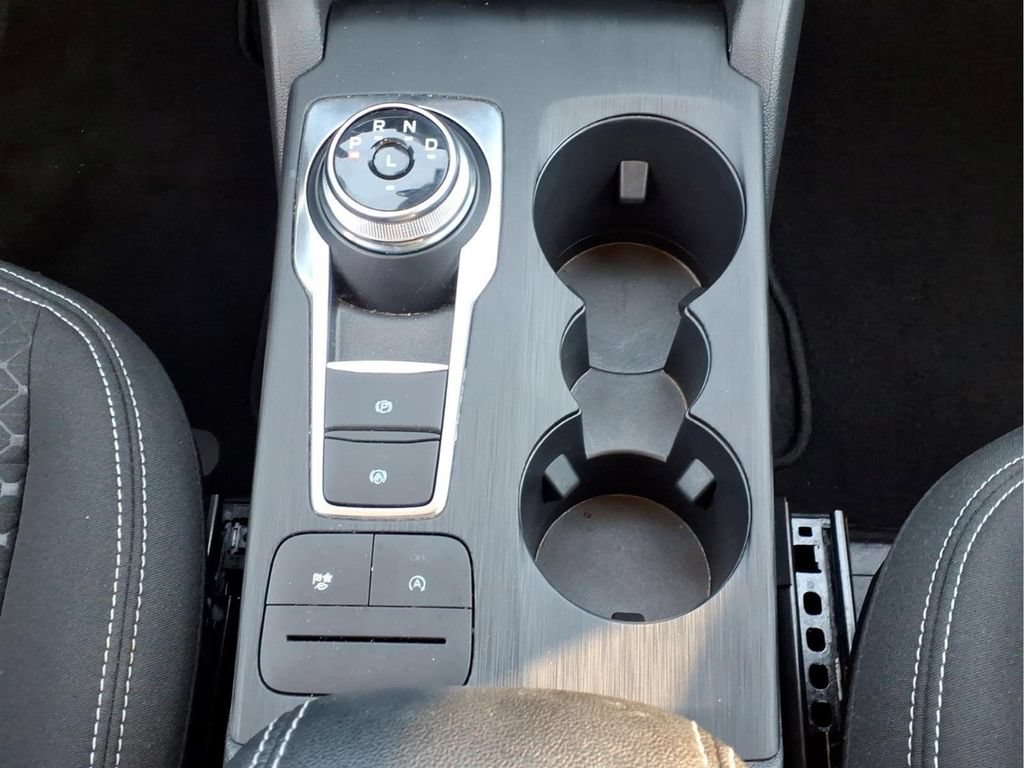 Used 2026 Ford Escape Active FWD image 18