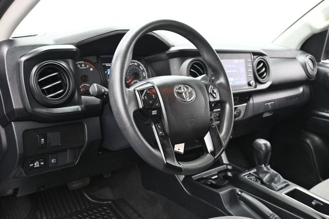 Used 2021 Toyota Tacoma SR AWD/4WD image 15
