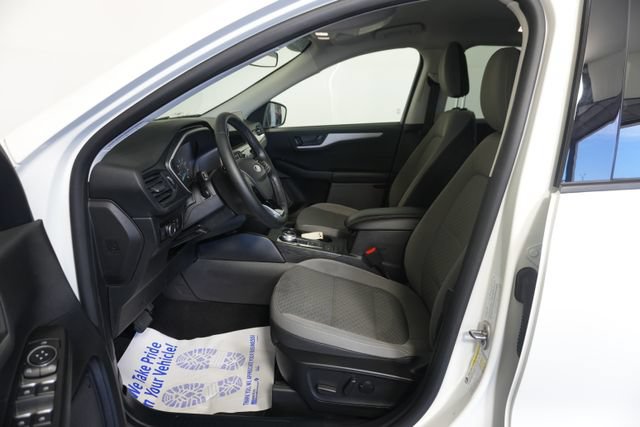Used 2022 Ford Escape SE w/ SE Sport Appearance Package FWD image 18