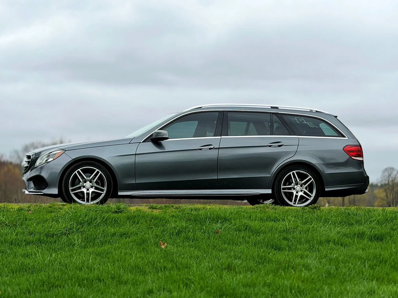 Used 2016 Mercedes-Benz E 350 4MATIC Wagon image 32