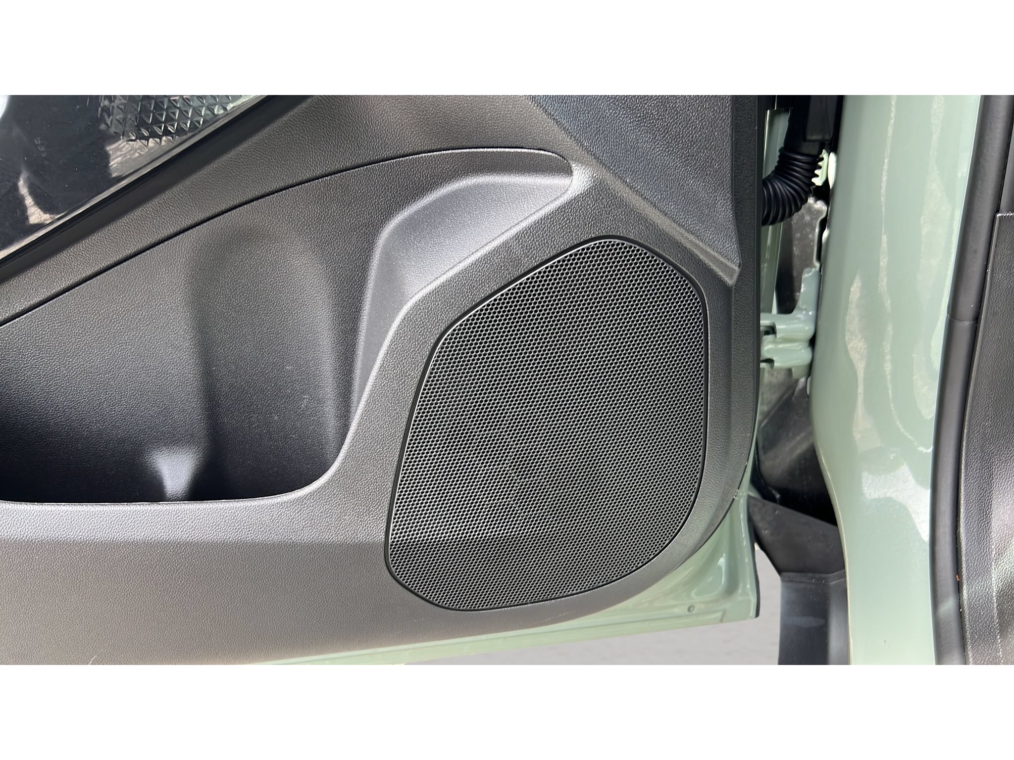 Certified 2025 Chevrolet Trax ACTIV w/ Sunroof Package FWD image 27