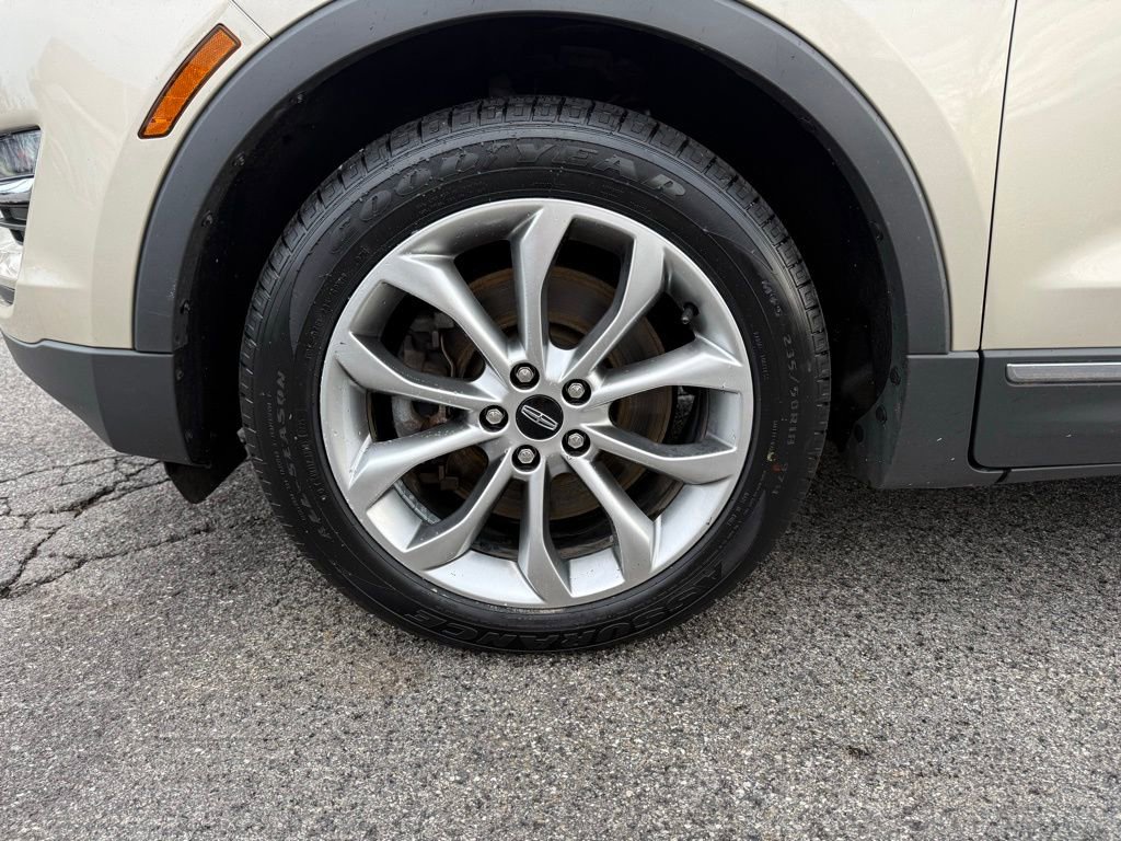 Used 2017 Lincoln MKC Select w/ Select Plus Package image 25