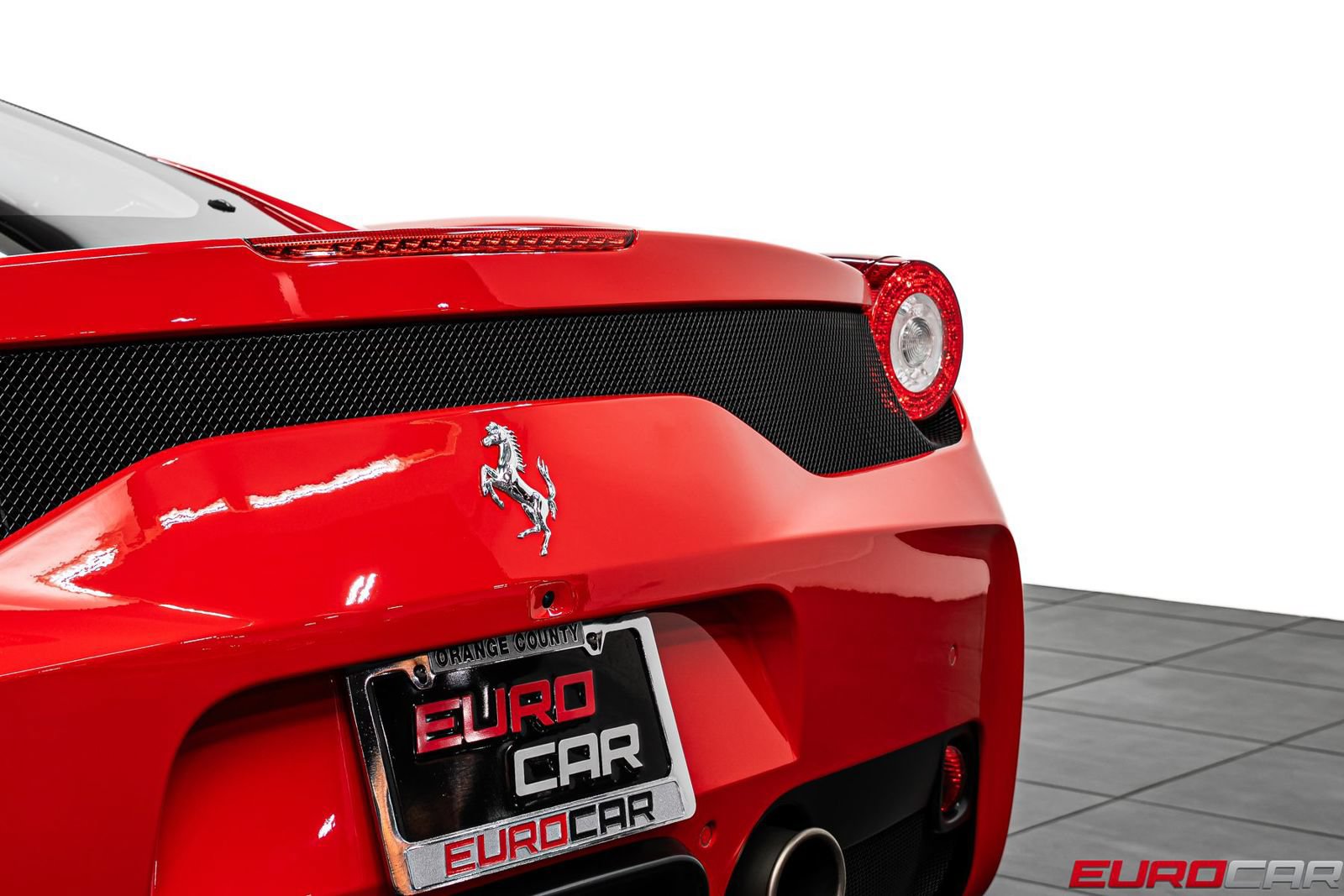 Used 2015 Ferrari 458 Speciale Coupe RWD image 25