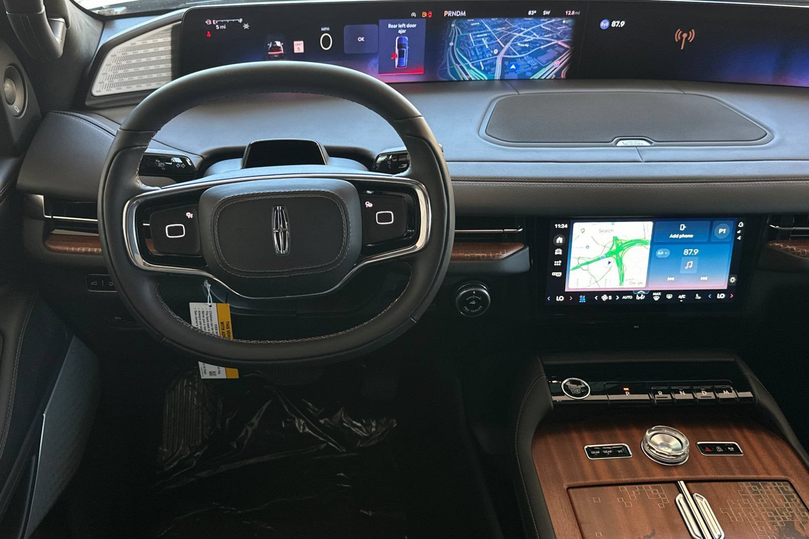 New 2026 Lincoln Navigator L Black Label AWD/4WD image 13