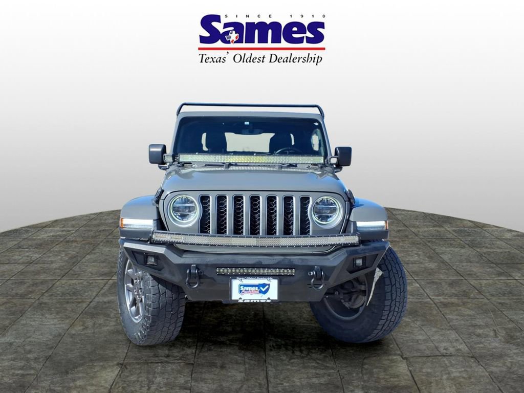 Used 2020 Jeep Gladiator Overland w/ Popular Equipment Package image 2