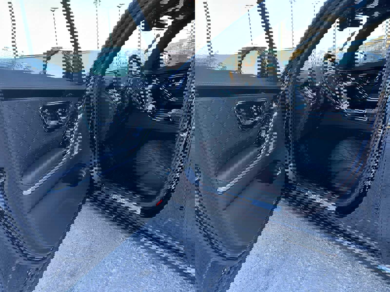 Used 2025 Mercedes-Benz S 500 4MATIC image 28