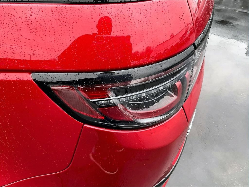 Used 2023 Land Rover Discovery Sport SE R-Dynamic AWD/4WD image 32
