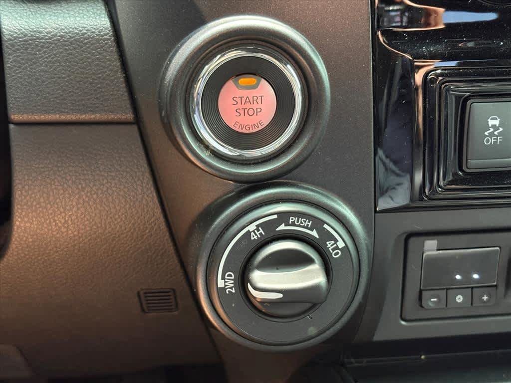 Used 2021 Nissan Titan PRO-4X w/ Pro-4x Utility Package AWD/4WD image 18