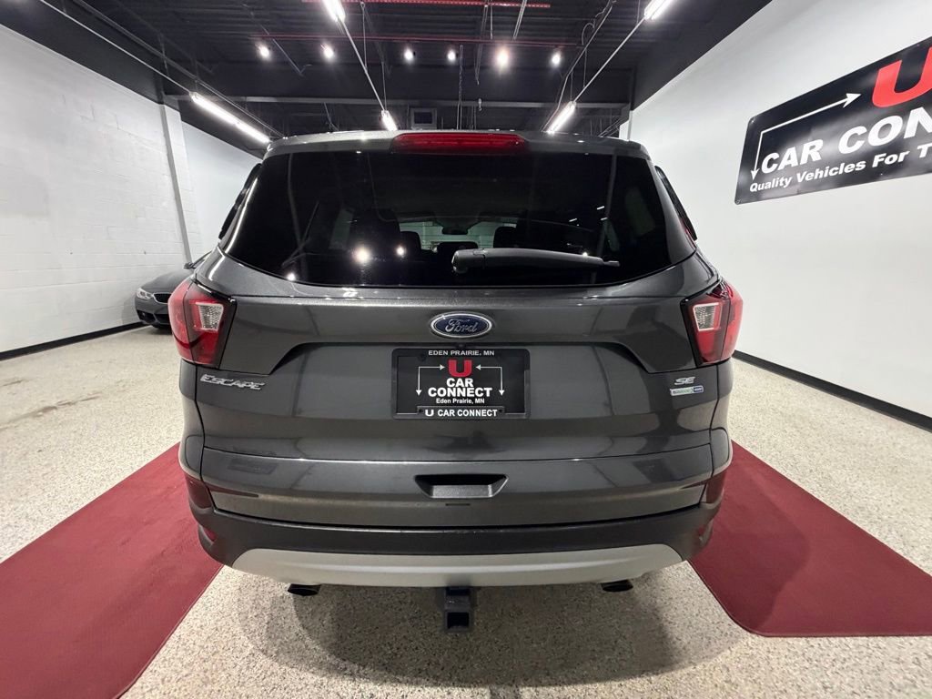Used 2019 Ford Escape SE image 13