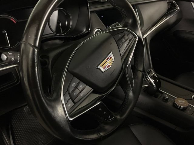 Used 2020 Cadillac XT5 Premium Luxury FWD image 19