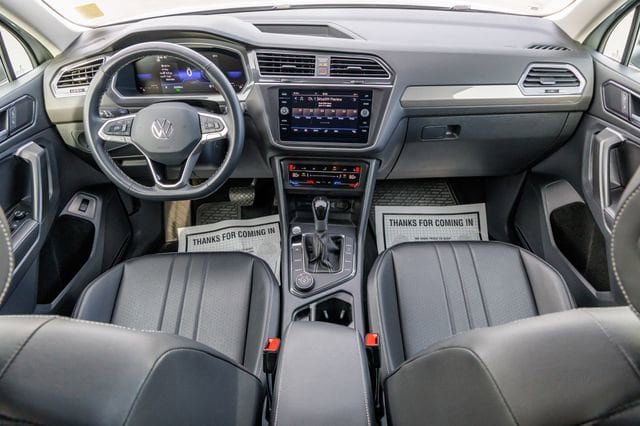 Used 2024 Volkswagen Tiguan SE AWD/4WD image 21