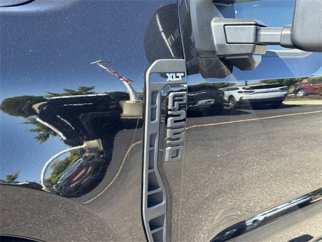 New 2026 Ford F250 XLT w/ XLT Premium Package image 6
