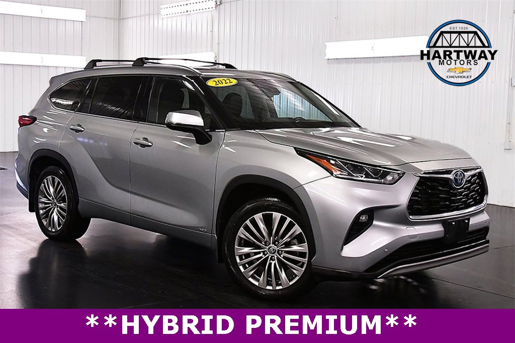 Used 2022 Toyota Highlander Platinum image 1