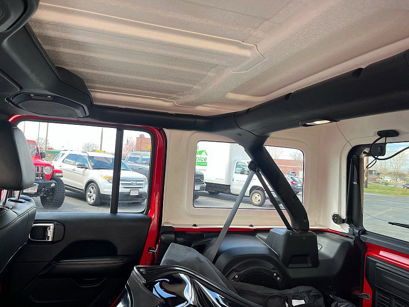 Used 2018 Jeep Wrangler Unlimited Sahara w/ Dual Top Group image 19