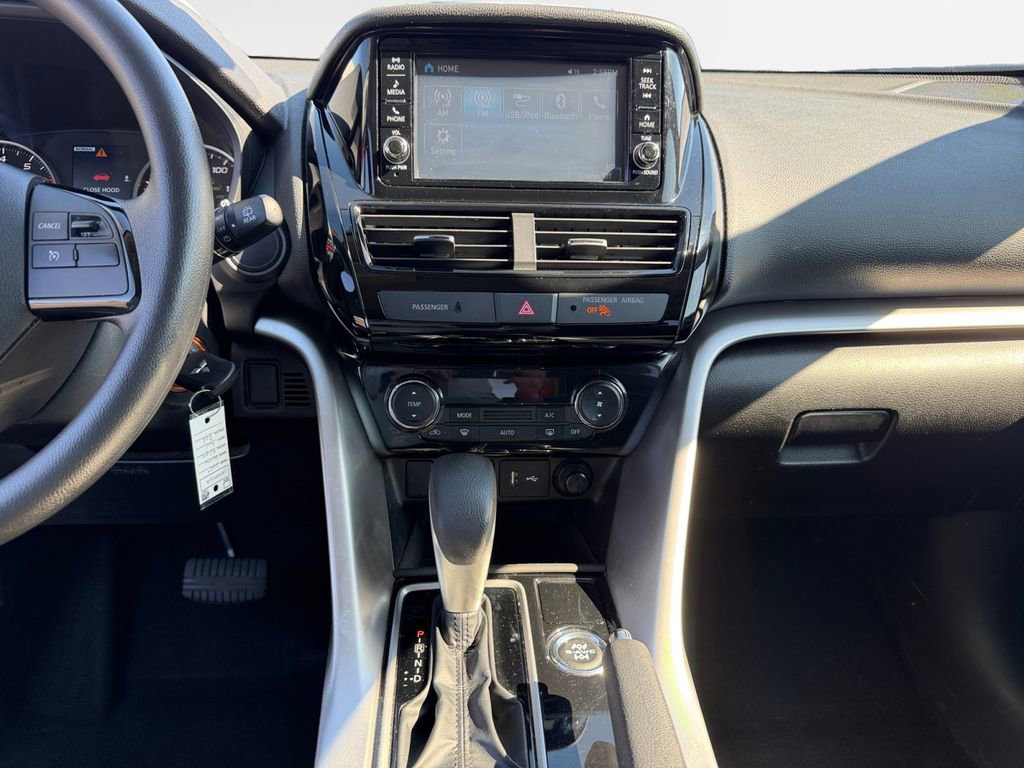 Used 2024 Mitsubishi Eclipse Cross ES AWD/4WD image 22