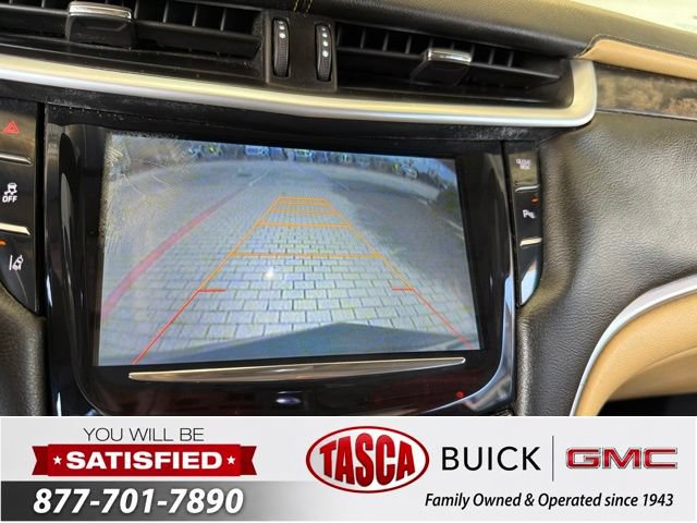 Used 2013 Cadillac XTS Premium FWD image 28