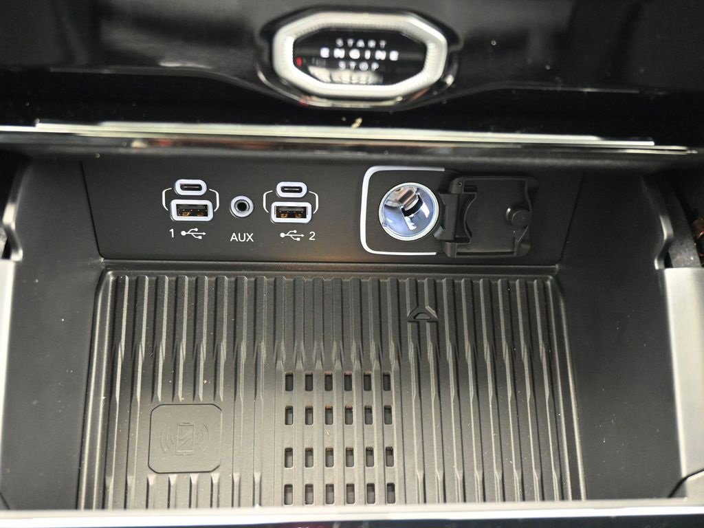 New 2026 Jeep Grand Cherokee Laredo image 24