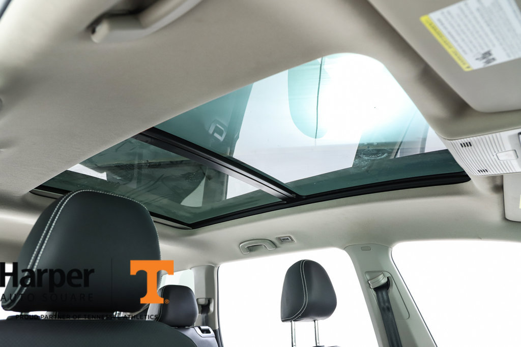 Used 2025 Volkswagen Atlas SE w/ Panoramic Sunroof Package FWD image 37