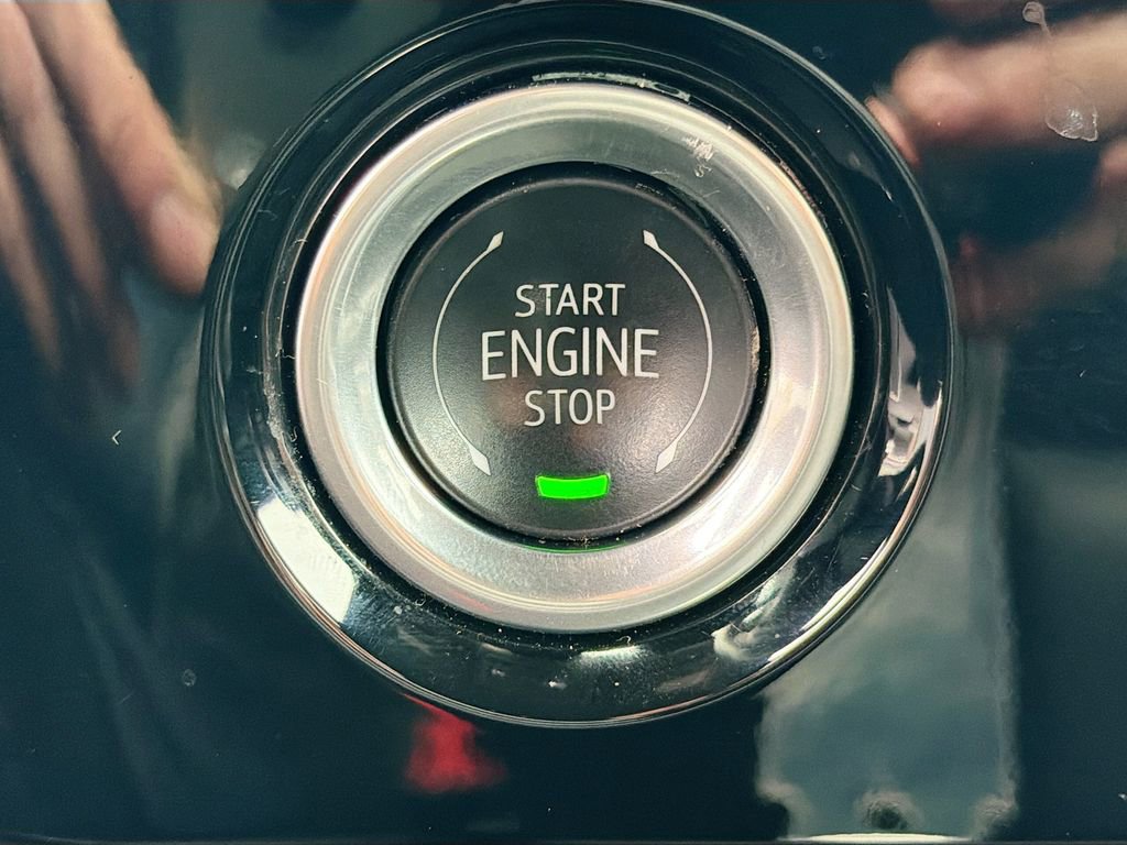 Used 2024 GMC Sierra 1500 SLT image 35