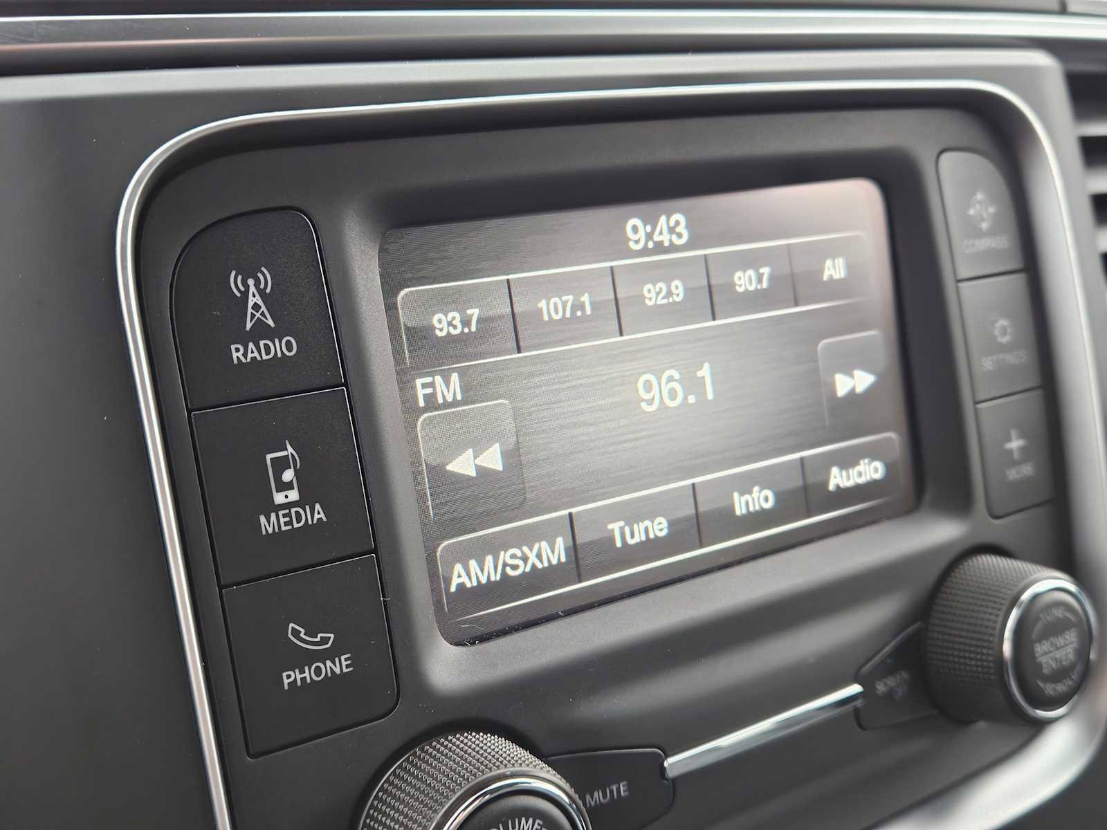 Used 2023 RAM 1500 Classic SLT image 29