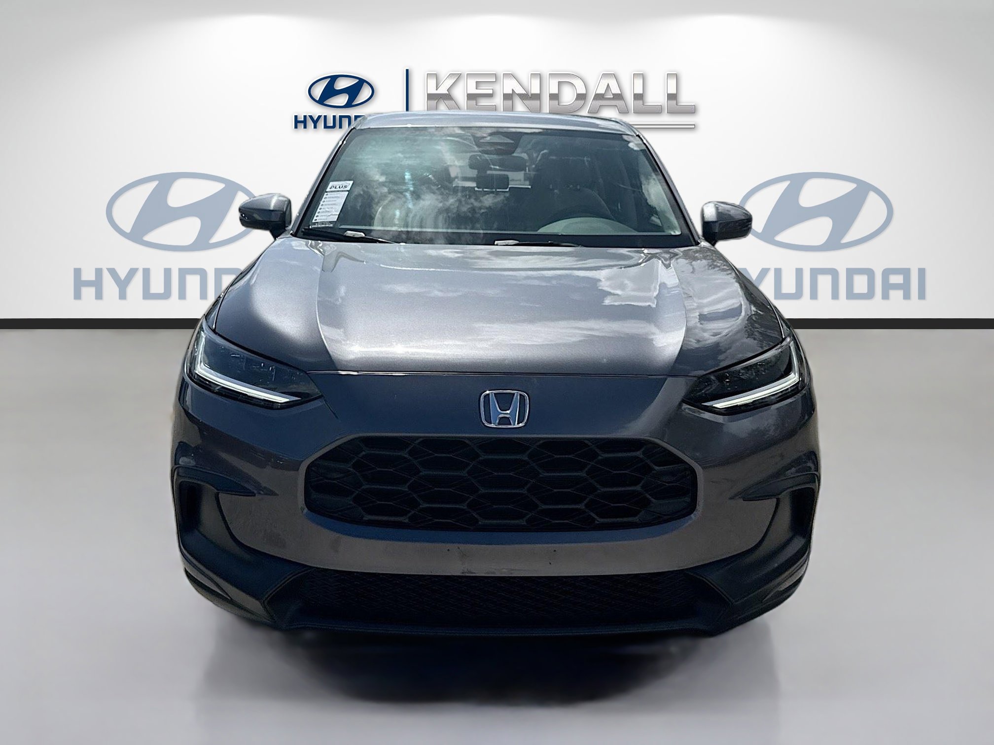 Used 2024 Honda HR-V LX image 2