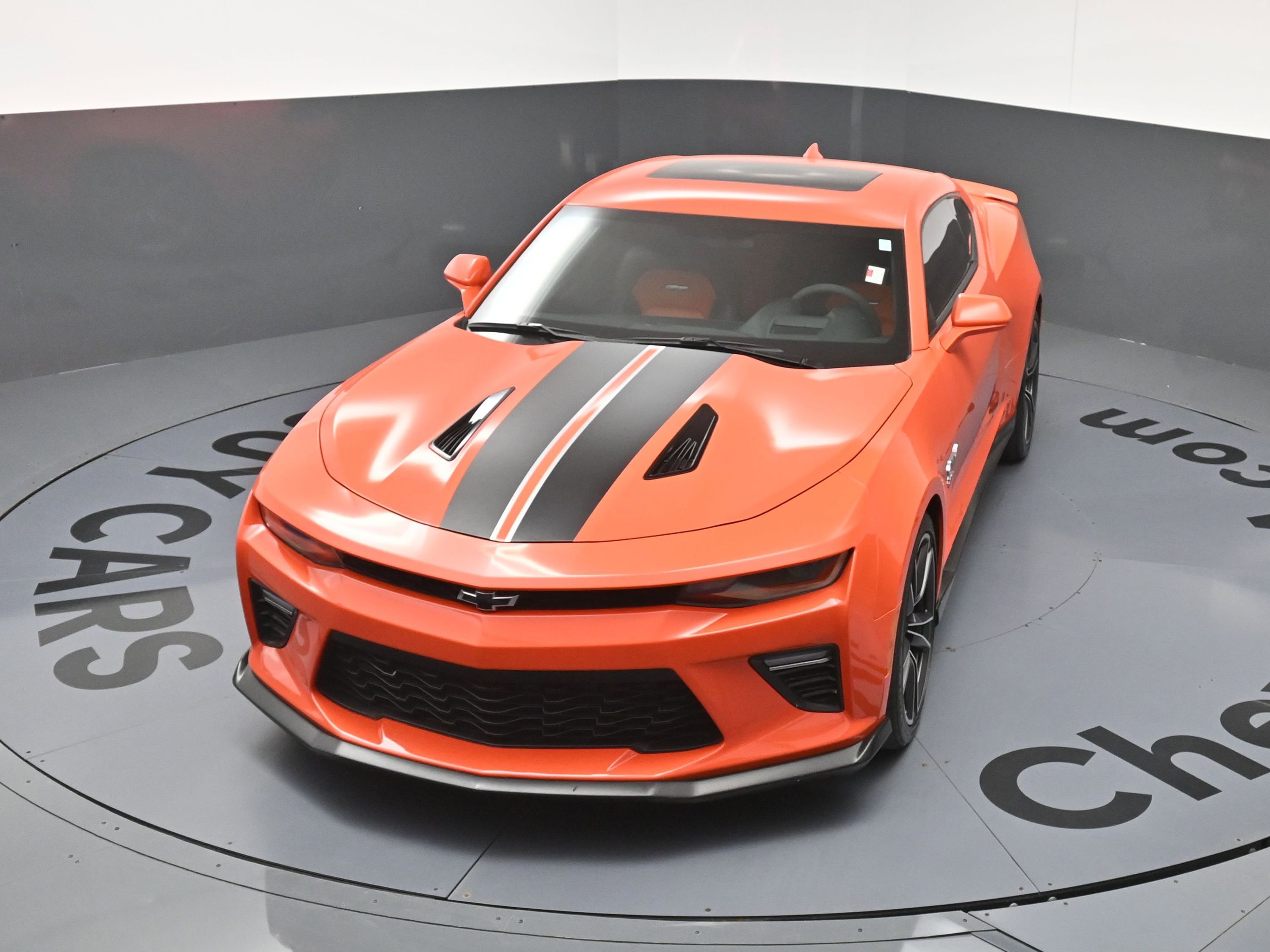 Used 2018 Chevrolet Camaro SS w/ Hot Wheels Edition image 31