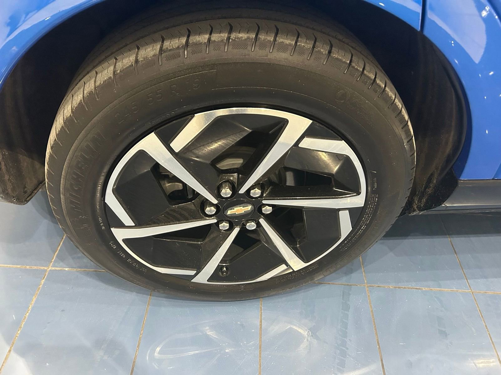 Used 2024 Chevrolet Equinox EV LT image 6