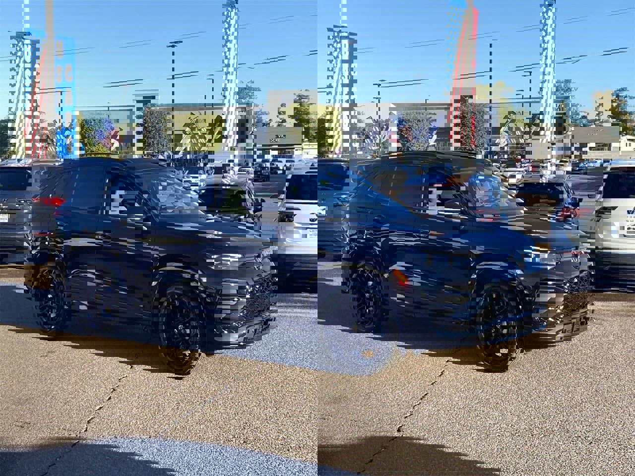 New 2026 Volkswagen Tiguan SE R-Line image 2