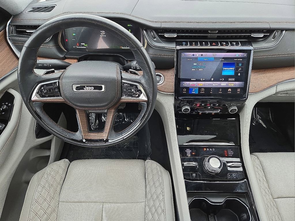 Used 2022 Jeep Grand Cherokee Summit w/ Advanced Protech Group IV image 20