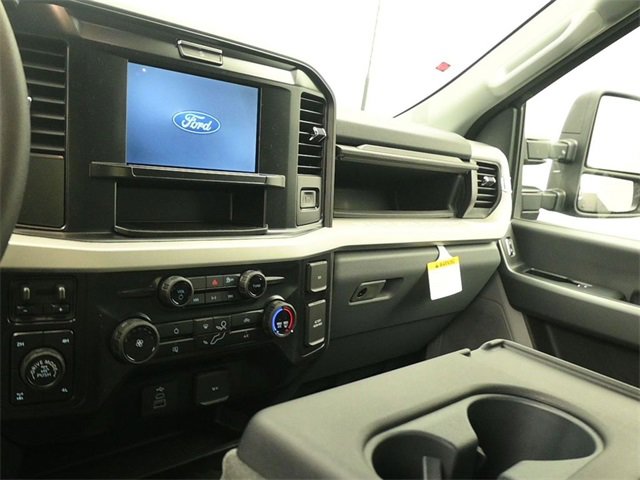 New 2026 Ford F350 XLT w/ Tremor Off-Road Package image 11