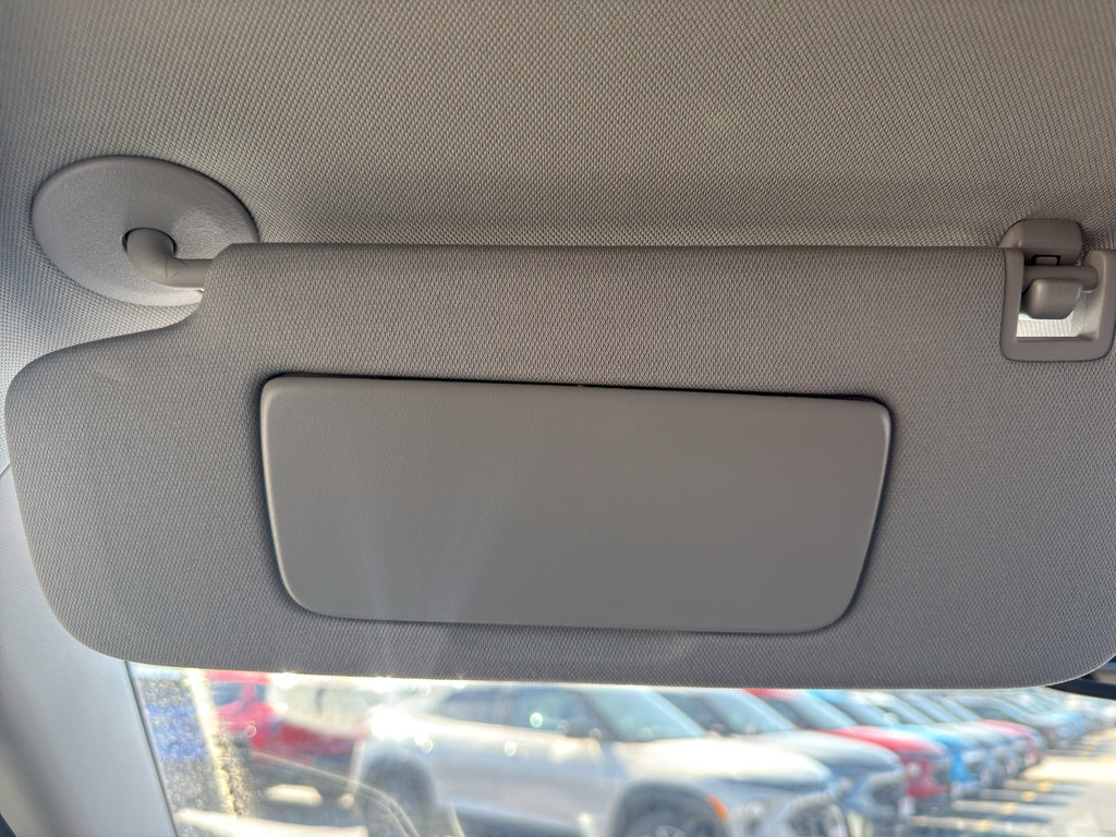 Used 2024 Chevrolet Equinox Premier AWD/4WD image 25