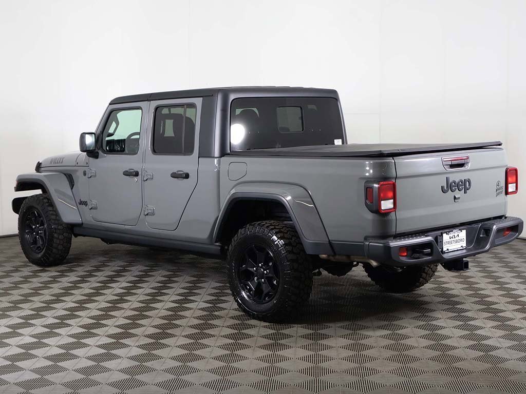 Used 2022 Jeep Gladiator Sport image 6