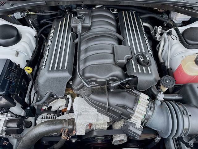 Used 2014 Dodge Challenger SRT8 RWD image 33