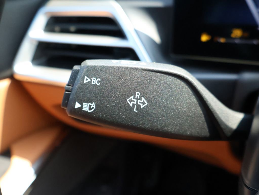 New 2025 BMW 330i xDrive 330i xDrive w/ Premium Package image 42